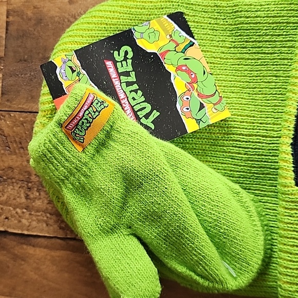 Teenage Mutant Ninja Turtles Licensed Toddler Knit Beanie Hat & Mitten Set - Picture 2 of 8